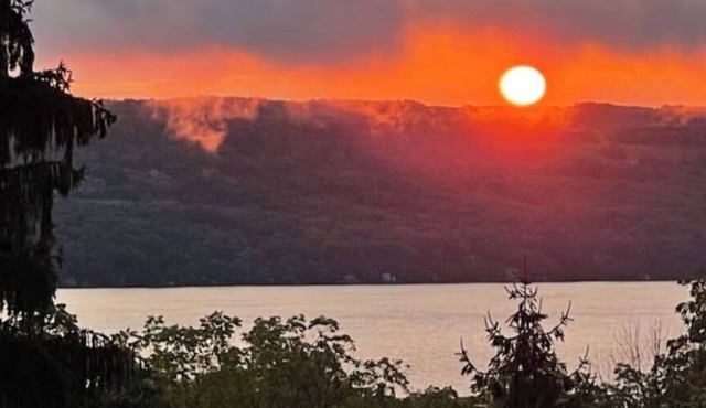 Kingtown Villa on Cayuga Wine Trail in Trumansburg