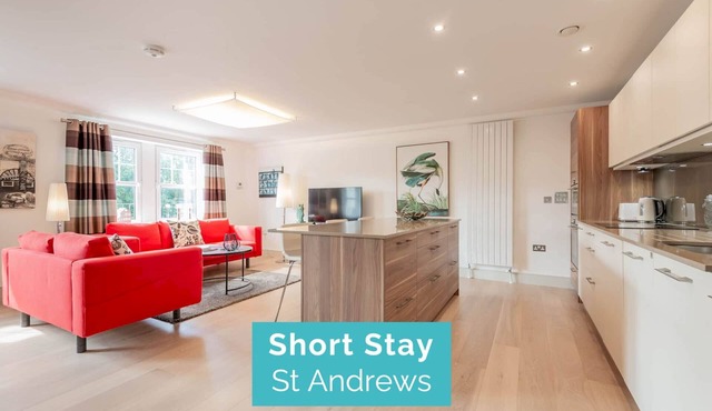 Kinness House (No 14)