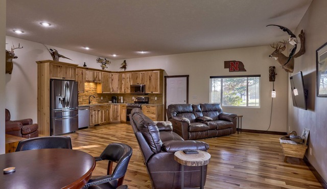 Kinsmen Lodge, Where You're Not Just A Guest You're Kin.
