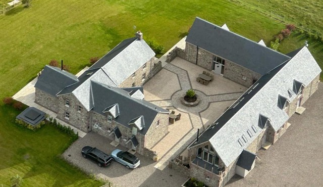 Kipney Hunting Lodge