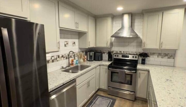 Kipps Hill Haven B — Folsom Lake Escape