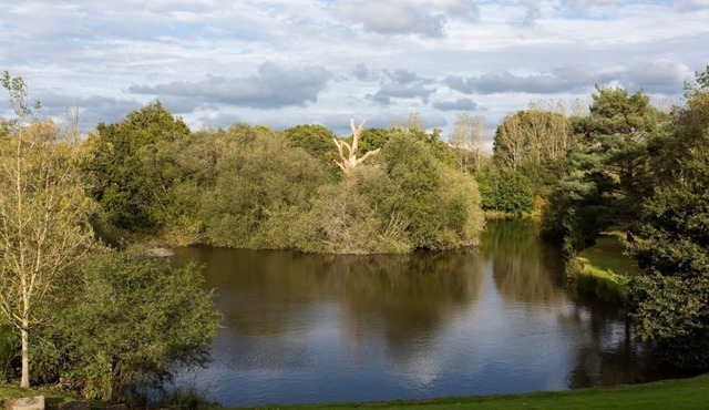 Kirdford Farmhouse - Five Bedroom Villa, Sleeps 10