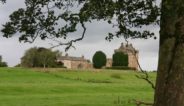 Kirkandrews House. Sleeps 13 in 7 Bedrooms, 5 Bathrooms. Pets allowed