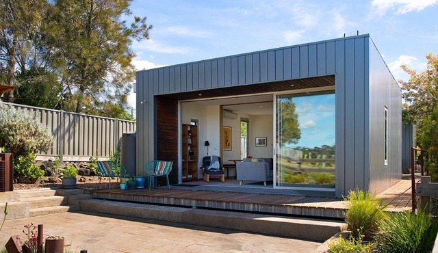 Kirkwood - Pet Friendly - Mid Century - Walking distance to Clunes!