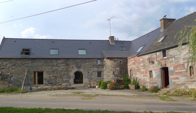 Kirnanogh - Charming Bed & Breakfast with swimming pool near Lac de Guerlédan