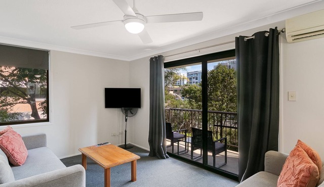 Kirra Belle 2 - Central Kirra - Pet Friendly!
