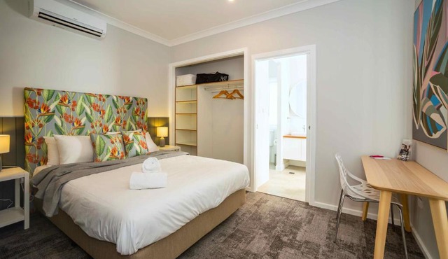 Kirsten Accommodation Parkes