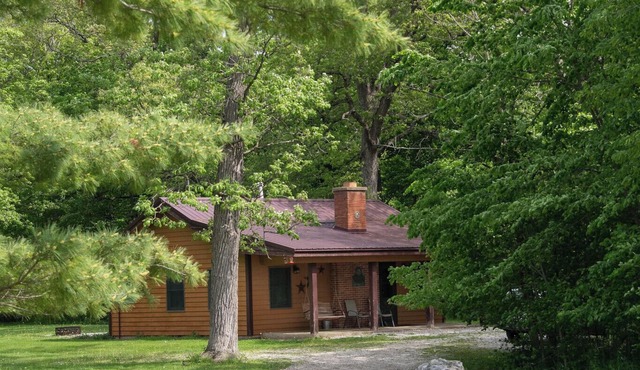 Kishauwau Cabins Small Family Cabin 7 Miles From Starved Rock State Park