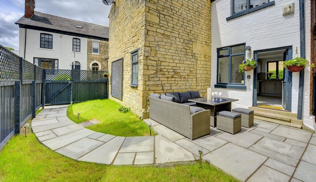 Kist Accommodates - George's Place