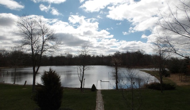 Kitchen, 2 Bedroom, Bath & Laundry, Private entrance, Lake, Wildlife, Quite