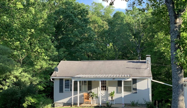 Kittle Pine Front Rental Cottage at Dock 2 of Burr Oak Lake