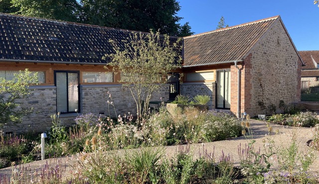 Kittwhistle - part of a beautifully restored former dairy that sleeps 4 guests in 2 bedrooms