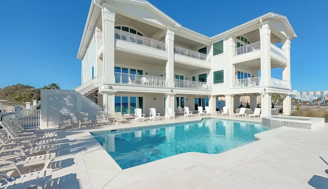 Kiva Grand by GSVR | Spectacular Beachfront Family Retreat w/Pool & Hot Tub + FREE Activities/Golf