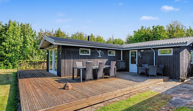 "Kjeld" - 210m from the sea by Interhome