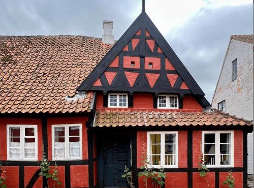 Kjobinghus, Ærøskøbings ældste hus, Overnatning i historiske rammer