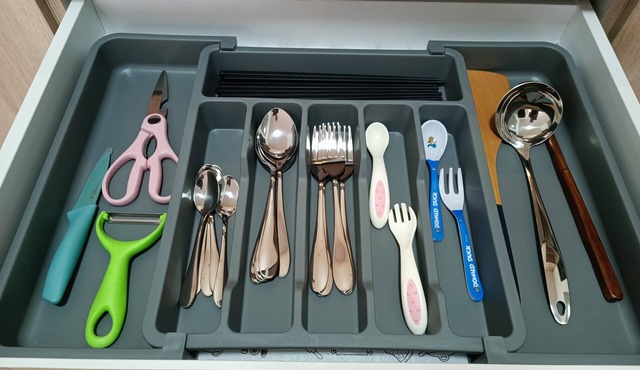 KL City 3-bedroom apartment 7Pax with Kids room and playground near MRT