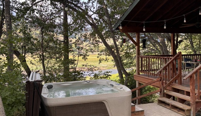 Klamath Riverside Dream