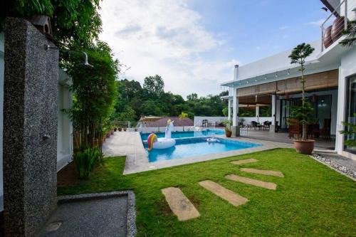 KLCC Luxury Private Pool Villa