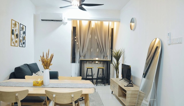 KLIA Airport Homestay 18 Horizon Suites