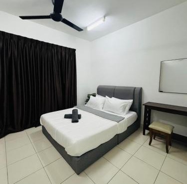 KLIA Stay 1 by Estell