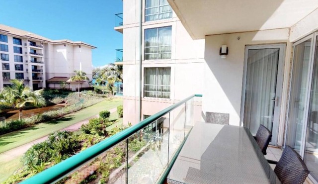 KLVR presents*Honua Kai* H208*2nd floor*QUIET area