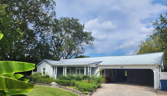 KNIGHT Timing - Walking distance to Arab High School