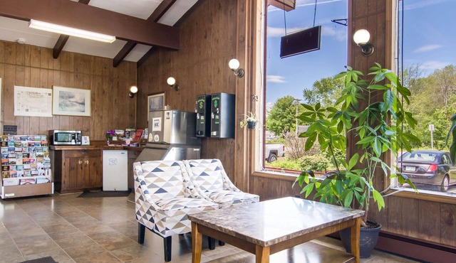 Knights Inn Amsterdam