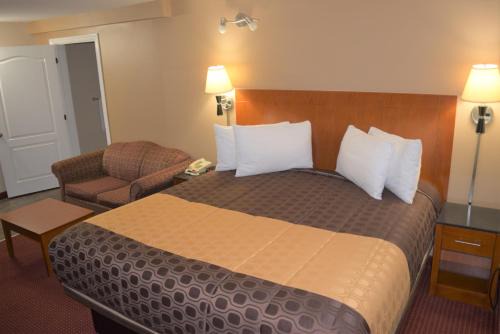 Knights Inn Arnprior