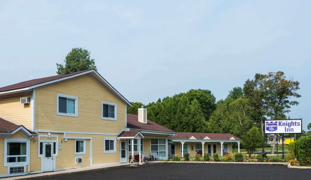 Knights Inn Bracebridge