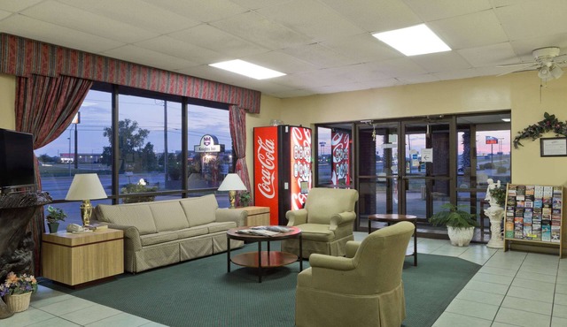 Knights Inn Brenham