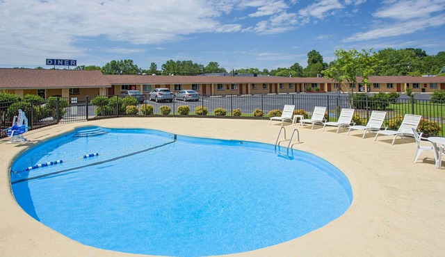 Knights Inn Mount Airy