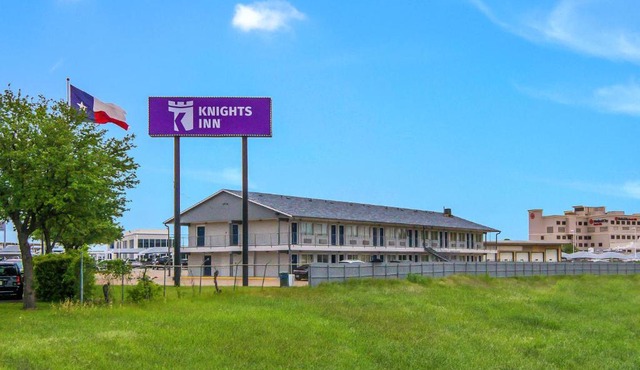 Knights Inn North Richland Hills
