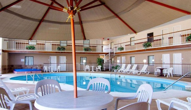 Knights Inn & Suites Emporia