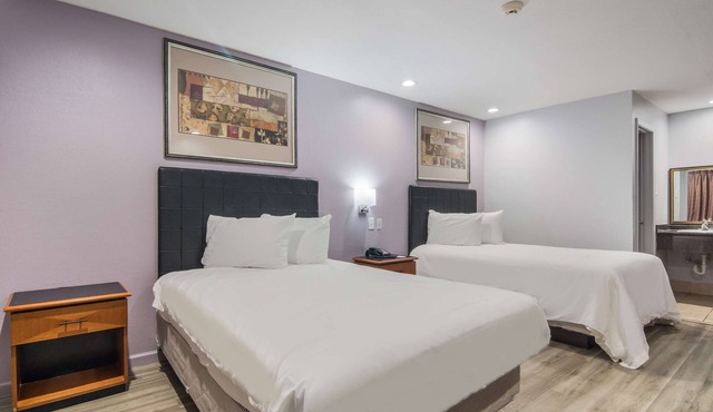 Knights Inn North Richland Hills