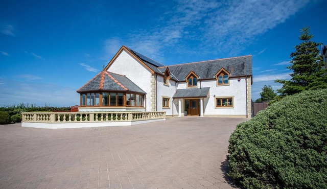 Knights Rest - 4 Bed Holiday Home - Princes Gate