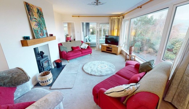 Knockendoch - a house that sleeps 10 guests in 4 bedrooms