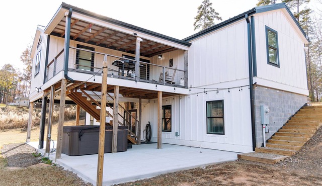 Knott Quite at the lake - 4bd/3ba with Hot Tub