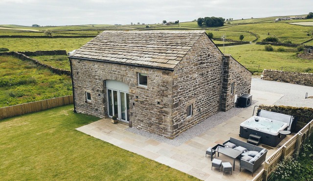 Knotts View, Shippon