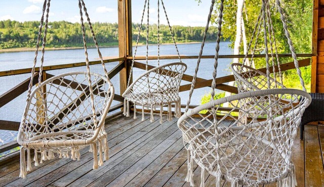 Knotty Pines 4 Bedroom with Waterfront Views