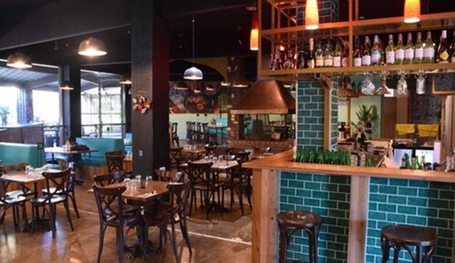 Knox International Hotel & Apartments