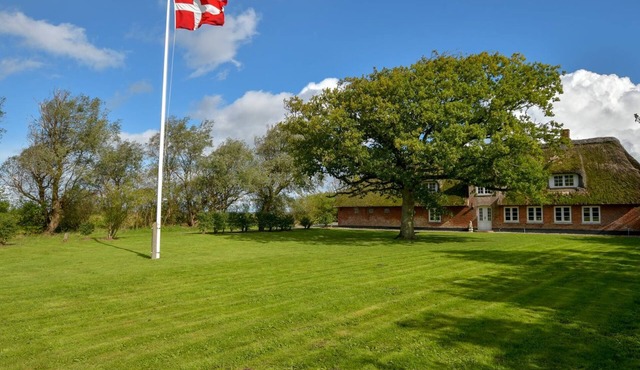 "Knut" - 10km from the sea by Interhome