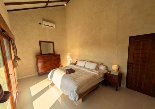 Koe Koe Villa