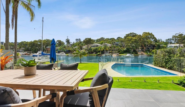 KOKOMO ON PITTWATER by Palm Beach Holiday Rentals
