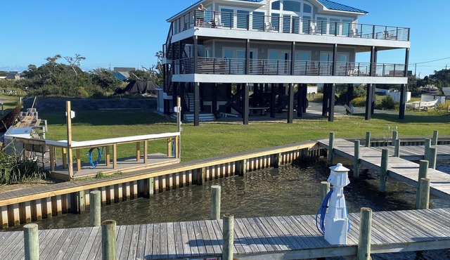 Kokomo Sands, Hatteras Village, Waterfront Home