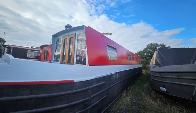 Komet canal boat company limited