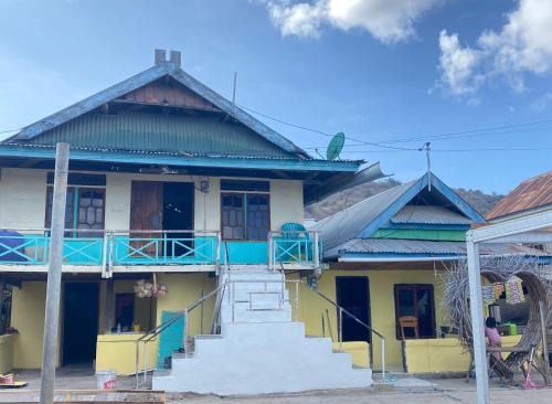 Komodo Star Homestay