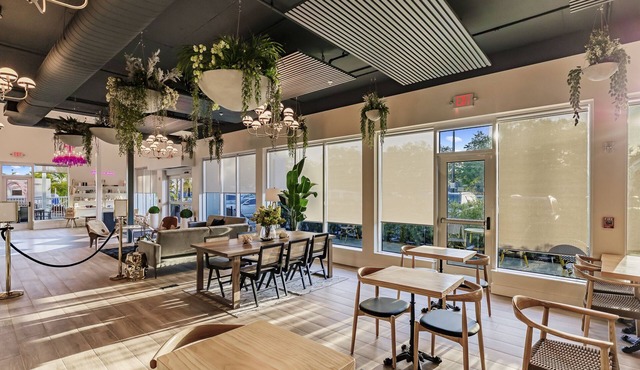 Kompose Boutique Hotel