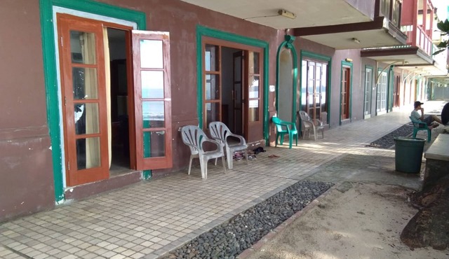 Kondominium Pantai Pasir Putih Carita