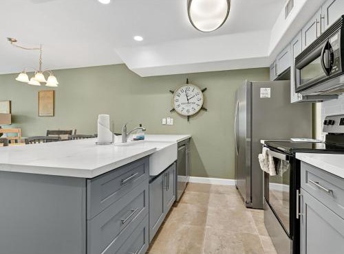 Kontiki Bayfront 602