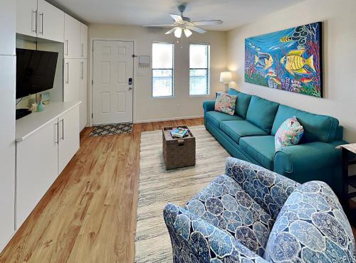 Kontiki Beach Resort 319